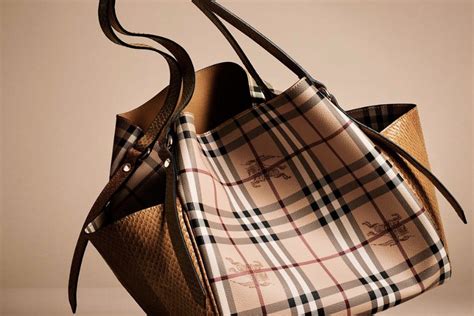 burberry malaysia sales 2017